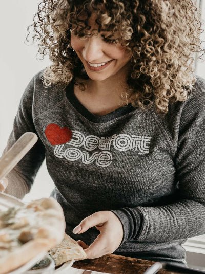 Detroit Love Terry Raglan Sweatshirt / Gray / Women's Women's Apparel