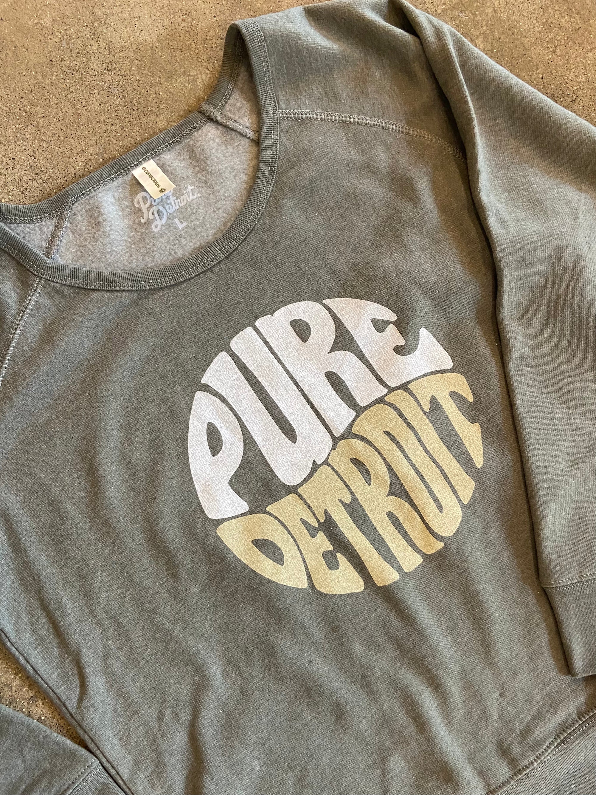 Pure Detroit Retro Wide Neck Raglan Pullover / White & Khaki + Heather Green / Women's Women's Apparel