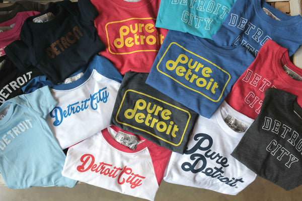 Detroit Collegiate Arch Onesie / Ocean / Baby - Pure Detroit