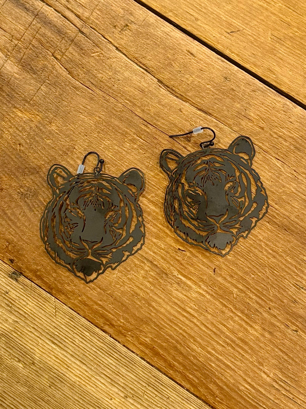 Tiger Head Dangle Earring / Black Matte Jewelry